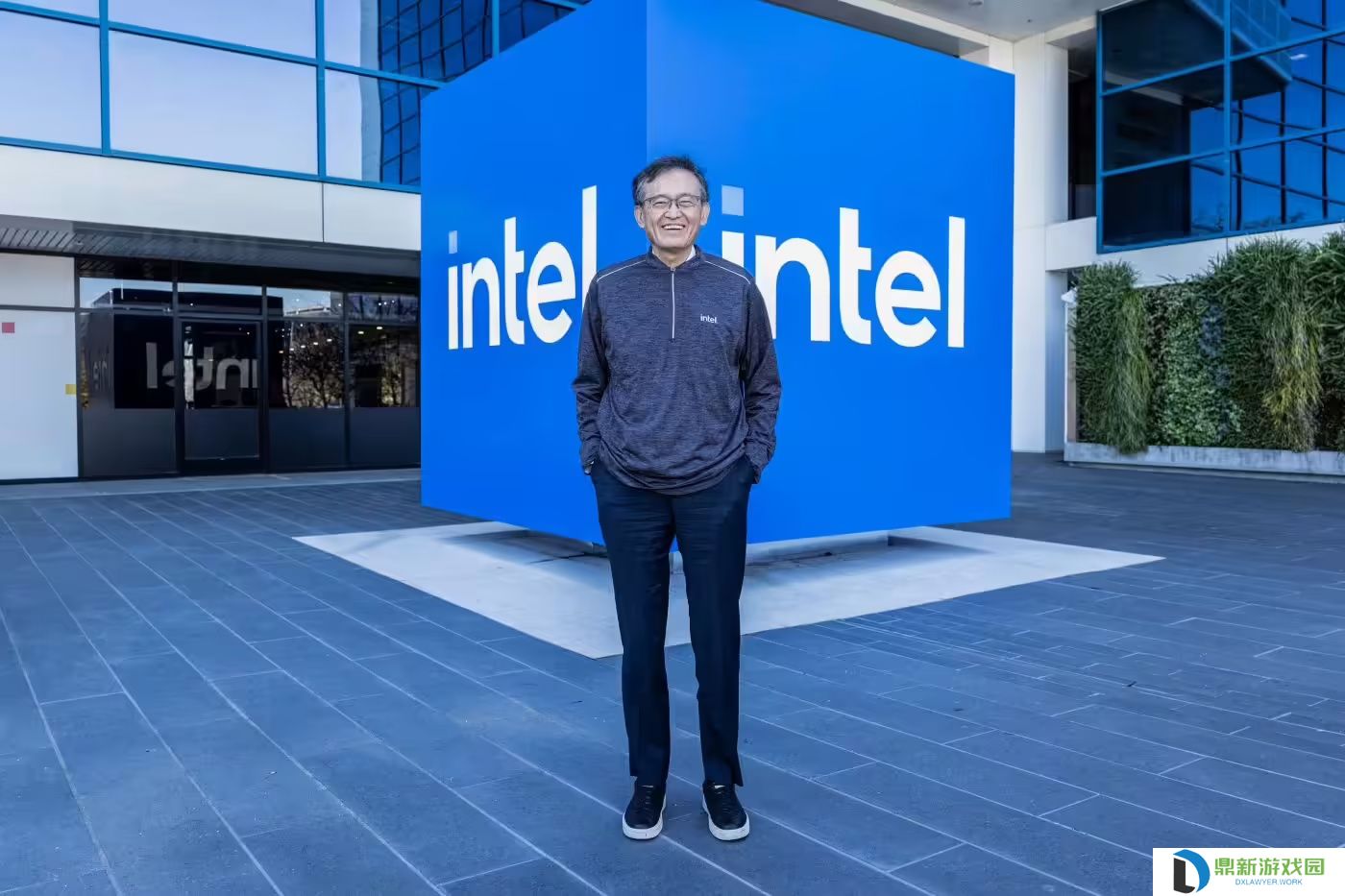 新官上任三把火，英特尔 CEO 陈立武宣布将剥离“非核心业务”