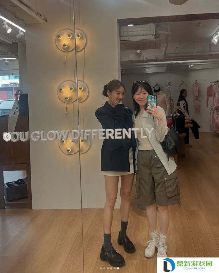 LCK美女主持尹秀彬分享生活照：韩国的春天...快结束了????