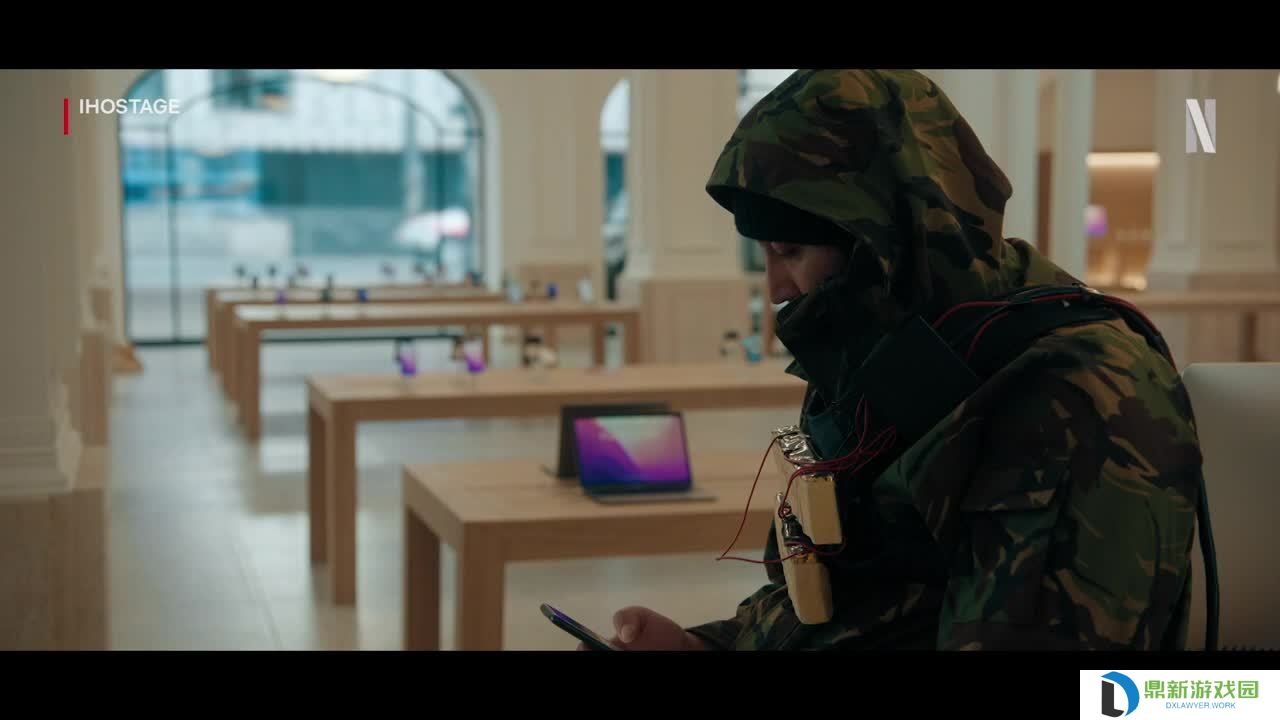 Netflix 放出《i 人质危机》电影花絮：全尺寸复制 Apple Store 搭建场景